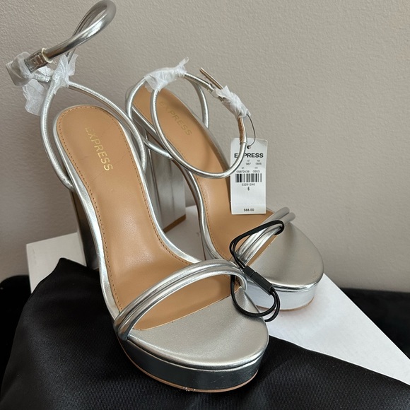 Express Round Strap Platform Heeled Sandals Metallic Silver - Picture 9 of 10